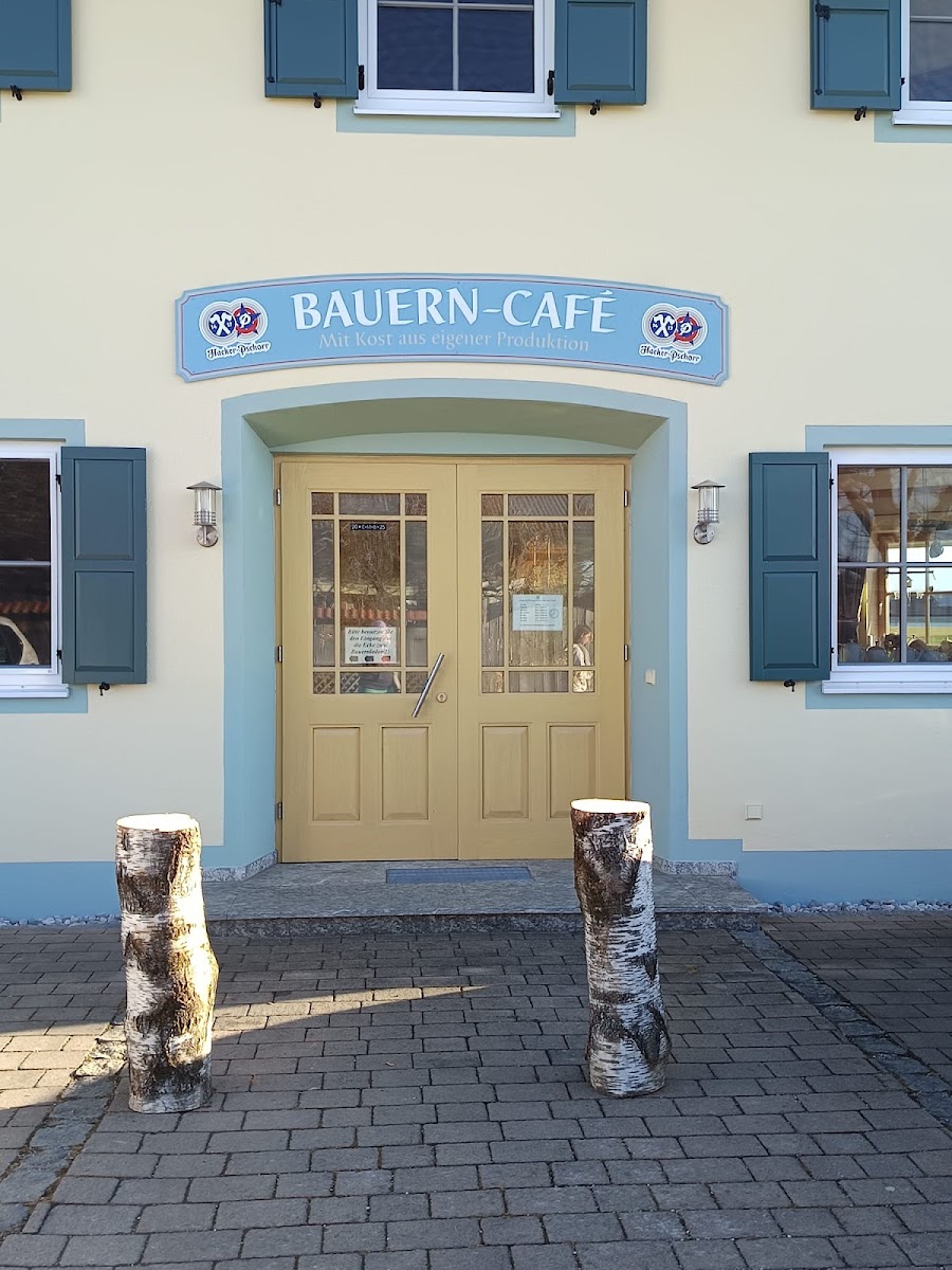 Johann Nagl Cafe, Tauting Photos 2